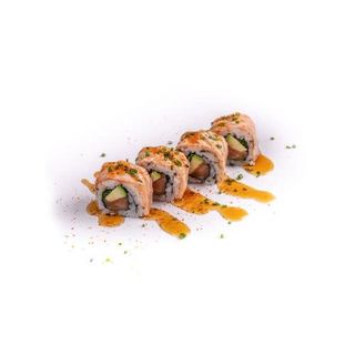 Uramaki salmón flambeado en ponzu 