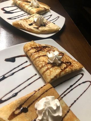 Clătite cu nucă şi miere