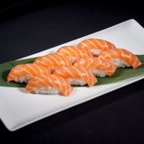 Sushi salmone - 8 nigiri