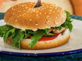 Бургер курячий (250g)