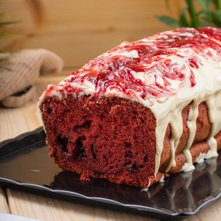 Кейк червено кадифе с малини и маскарпоне - 1 парче