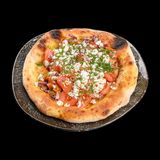 Селска салата върху домашно приготвено хлебче (550г)