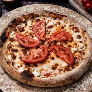 Семейна пица Маргарита с домати (60см. 2 кг)