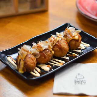 01. Takoyaki (4 unidades)
