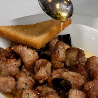 Mollejas de cordero a la bilbaína