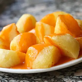 Patatas Alioli o Bravas