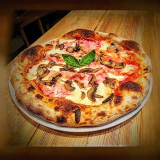 Pizza Jamón Y Champiñones (33 Cm.)