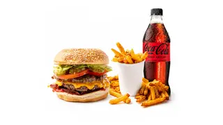 Five Guys Hamburguesa con Queso y Beicon Combo
