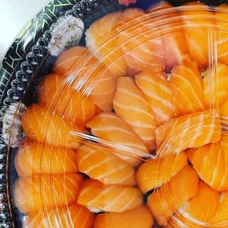 Nigiri Salmon (6 Uds.)