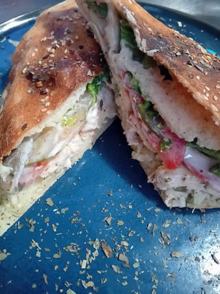 Pileći sendvič sa gljivama