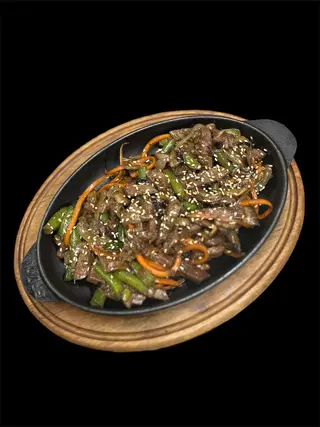 Пательня зі свинним язиком (250 г)