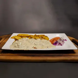 Teleća šnicla sa sosom od gljiva