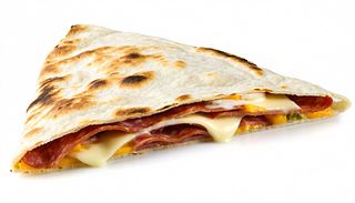 Piadina salame Nostrano e fontina