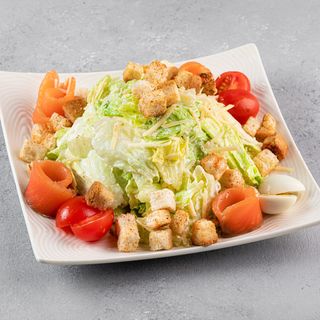 Салат "Цезарь" с лососем