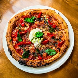 Пица   Бурата