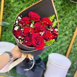 Bouquet de fleurs roug