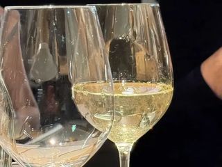 Riesling bezalkoholowe wino sparkling (250ml)