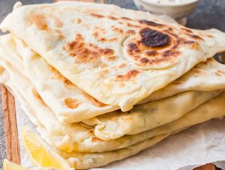 Naan De Queso (1 Ud.)