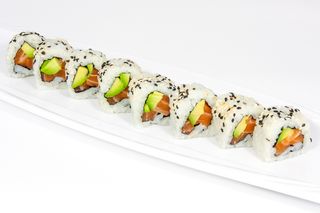 073-Uramaki Sake Avocado