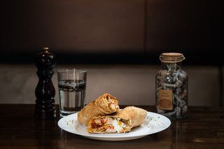 Pita bread cu piept de curcan