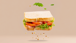 Tost na zakwasie BLT