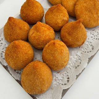 2 Coxinhas de Frango