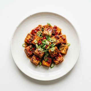 Tofu salteado picante