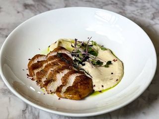 Стейк з індички з селерово-яблучним пюре (220g)