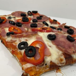 Pizza Carnivora 800g