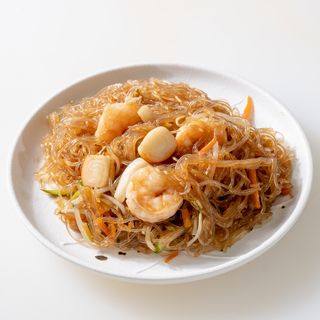 073 Spaghetti di soia con frutti di mare