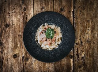 Toszkán aszalt paradicsomos, csirkés, spenótos tészta