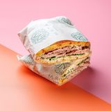 Чиабатта с ротбифом и тоннато