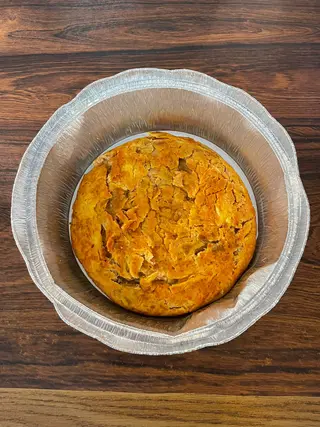 Tortilla de atún, tomate y cebolla