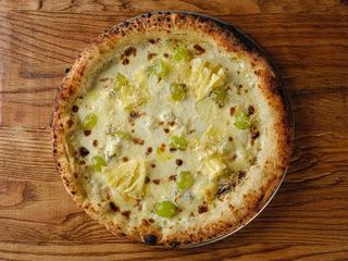 Піца 6 сирів (600g)