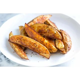 Spicy Rosemary & Garlic Potato Wedges
