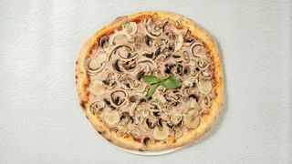 Pizza Amerykańska Cotto e funghi