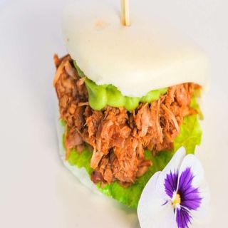 Bao pulled pork