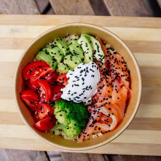 Боул з лососем XL