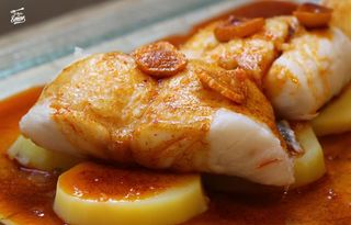 Merluza A La Gallega para 1-2 personas (1/2 Kg.)