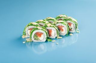 Чука ролл с лососем 8 шт