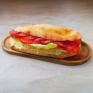 Sendvič sa pršutom