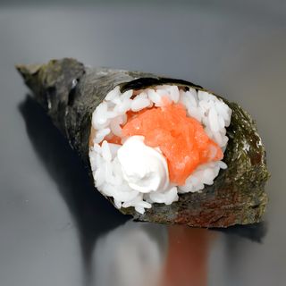 Temaki salmone e Philadelphia