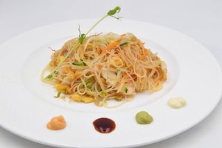 219-Spaghetti di riso con frutti di mare
