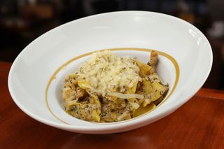 Pasta piletina u tartufata sosu