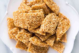 Sesame seeds candy