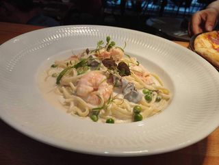 Fettuccine Alfredo de camarão