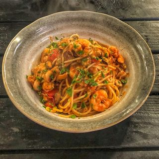 Tagliatelle cu fructe de mare 