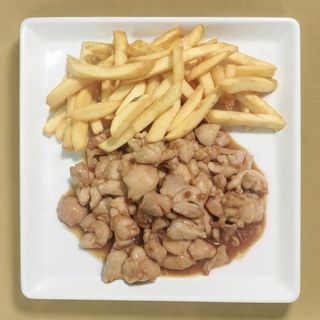 Pollo con Patatas Fritas