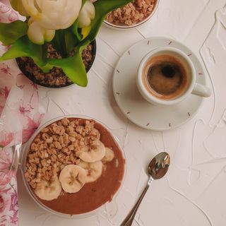 Smoothie bowl de chocolate