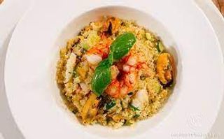 Couscous ai frutti di mare bianco
